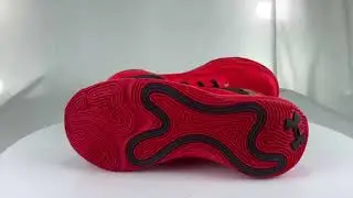 T&ecirc;nis Under Armour Basket Dagger Vermelho e Preto