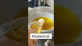 Desi Handi Chicken Curry In Mustard Oil ❤️ #shorts #chicken #youtube