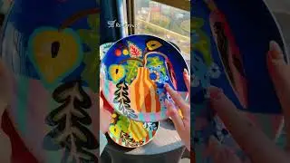 89 for a plate, what plate is so expensive There're hand painted plates customized by the guest.