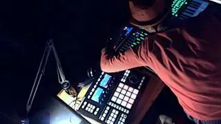 Roland AIRA series + NI Maschine Studio: пример использования Roland VT-3. Лайв Спикер (Колтович Д.)