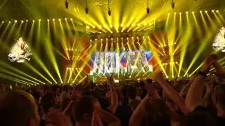 Normaal - Oerend hard (live in Gelredome)
