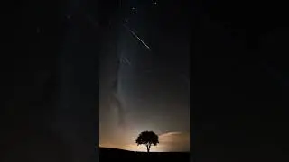 Meteor falling #meteor #shorts #animationvideo #ai  #DreamScreenAI