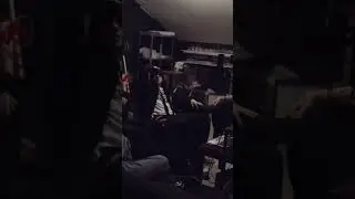 #music #rap #underground #musicplug Летс гирит палить лютый клипос, лайкать и комментировать🥷🏼🥩
