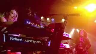 Brenda Fitz Las Vegas Female Keyboardist/Vocalist Performing LIVE!!!