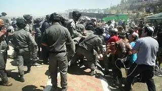 Clashes erupt between Israeli police and settlers in Beit El