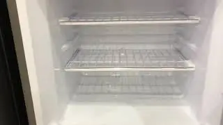 Medium size  Haier ref 246 Ebs with full detail