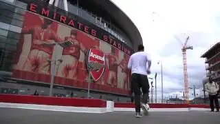 ANDRE SANTOS SKILLS OUTSIDE THE EMIRATES - ARSENAL