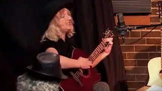 Trish Applegate - 