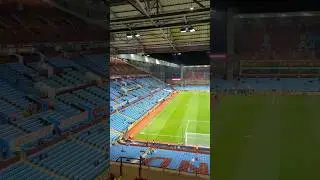 VILLA PARK looking FRESH
