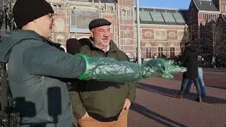 Он против угнетения&hellip; Пока мы не заговорим о животных.