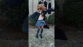My Hermione Cosplay Happy Dance at Real Life Hogwarts #HermioneGranger 👩🏽✨️