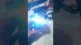 Сломался телефон Александра Григорьевича
