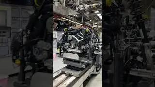 Four-wheel drive chassis with five-link suspension!👍👍 #4wd ,#suspension ,#car ,#audi ,#factory
