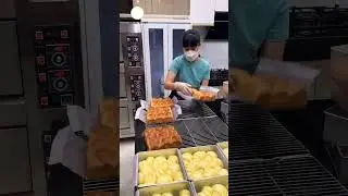 Gas Oven 3 Deck 9 Tray 📥 || Baking Buns || Alzain&trade; Brand ⚙️ Bakery Equipments#shorts#youtube#short