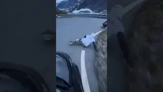 Adrenaline kicks and everything is okay 🥷 #norway #downhillskateboarding #adrenalinerush
