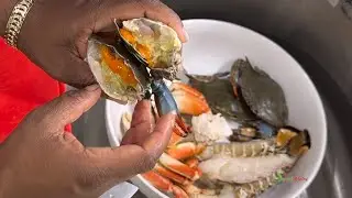 This Is How My Grandmother Taught Me To Clean Crabs, I&rsquo;ll Teach You