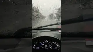 severe flooding in the city #flood #car #people