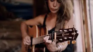 Mara Simpson - In the Water (live at the Mussel Inn log-house)
