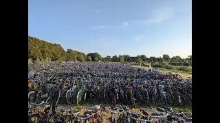 3,000+ bikes at the Zeezout festival, Amsterdam!