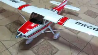RC Airplane / Aeromodel CESSNA 182 (500 class) Flaps Movement