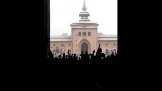 Kashmir: Pro-freedom protest at Jamia Masjid Srinagar