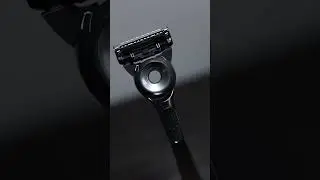 This razor continues to break through generations. #gillettepartner