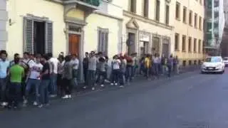 FIRENZEVIOLA.IT, I tifosi in coda per il biglietto per la Juve