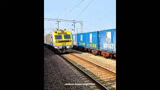 DEMU TRAIN Pune Hadapsar Solapur Train #demu #demutrain #train