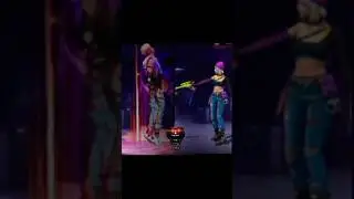 duo character fight in ff sigma style  two video in one frame #foryou #freefire #shortsfeed #gaming