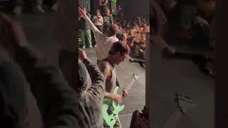 Turnstile - birds live at tied Down Detroit