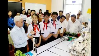 B&iacute; thư Tỉnh ủy thăm đội v&ocirc; địch Cuộc thi Robotacon WRO 2024