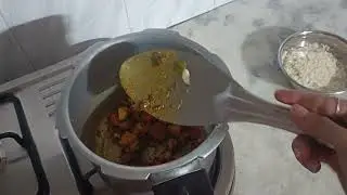 Easy Veg Pulao Recipe in Pressure Cooker | Quick & Tasty Rice Dish