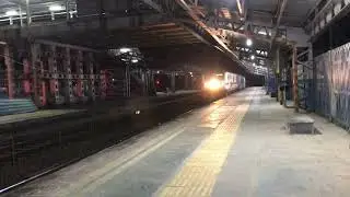 Ahmedabad - Mumbai Central Shatabdi Express Xing with Gujarat Mail at Dahisar Western Railway