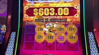 A BIG HAND-PAYS JACKPOT ON ALL ABOARD DYNAMITE DASH SLOT MACHINE