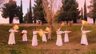 Venid Fieles Todos! Danza Menorah