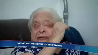 Vovó palmeirense se emociona ao conhecer a nova arena do time