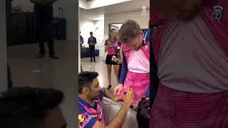 Ashwin autograph Jos Butler's teshirt #viral #ipl #match #trending #subscribe #india