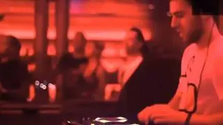 caf&eacute; ol&eacute;