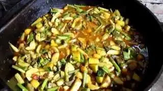 Cooking Durga Puja Special Mixed Vegetable Curry