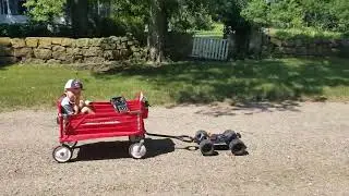 Traxxas Maxx V2 pulling wagon