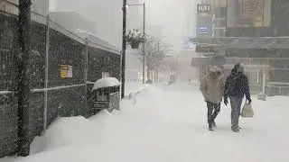 Walking in an insane snow storm in downtown #torontolife Toronto. Not recommended !  