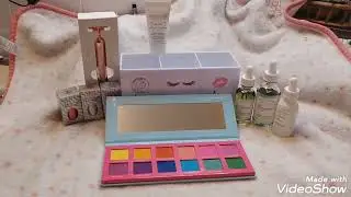 Boxy Charm Pop up shop unboxing