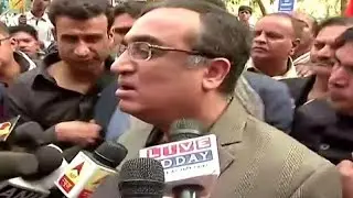 AAP MLAs disqualification: Congress demands Kejriwal&rsquo;s resignation