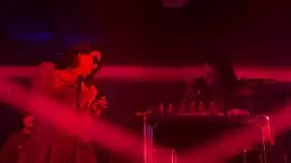 CocoRosie sing &ldquo;Wait for Me&rdquo; at Jazz club Hipnoza, Katowice Poland 16th Nov 2025