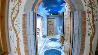 Самый крутой Airbnb в Албании! Живём в музее 😮
