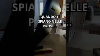 QUANDO TI SPIANO NELLE PROVE... LOOPAND #shorts #rock #cantante