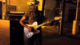 Travis Mullins Cannonballin'