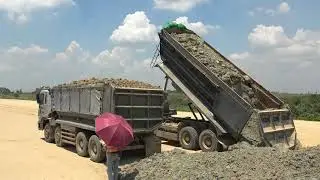 Amazing Dump Truck unloading soil