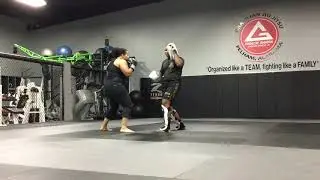 Q6 Fight | Dwight Training Chanter Striking Drills