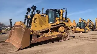 Cat D8T Walk-Around and Inspection